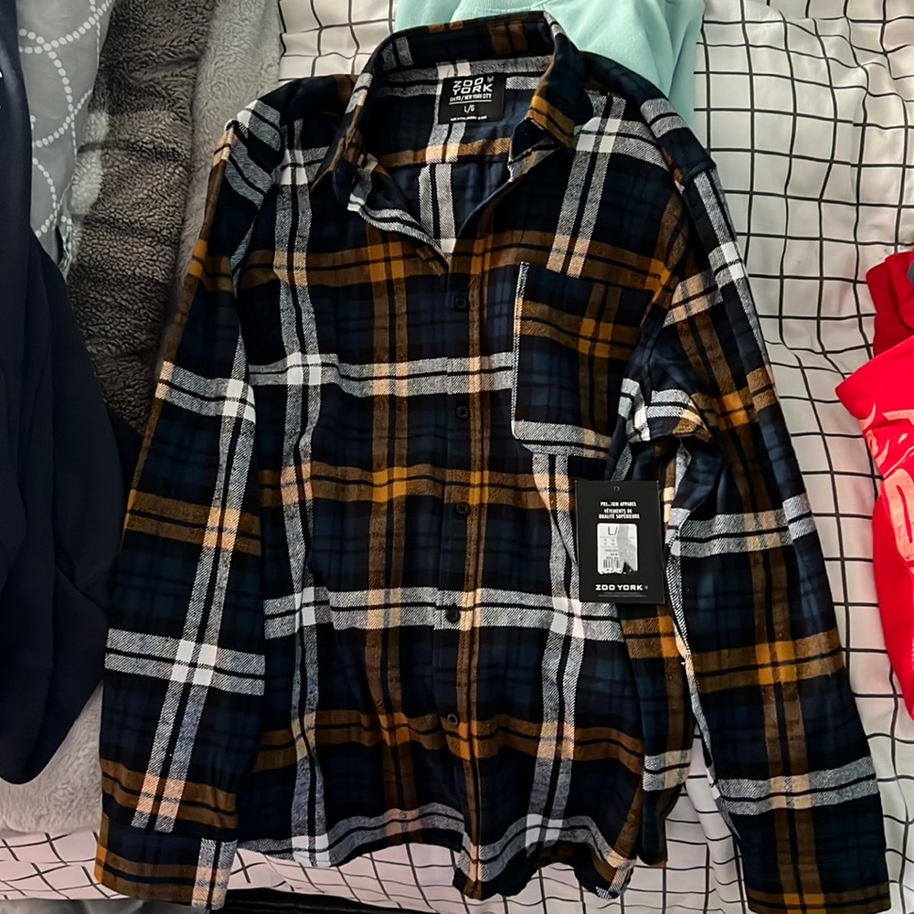 Size large, mens zoo york plaid button up